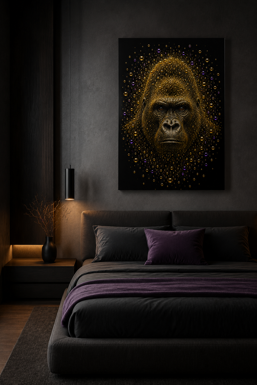 The Guardian gouden gorilla wandkunst in een luxe donkere slaapkamer